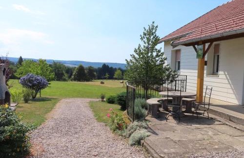 Fougerolles-Saint-Valbert House | Charmant Gîte 4* dans un Hameau Paisible des Vosges - FR-1-583-388