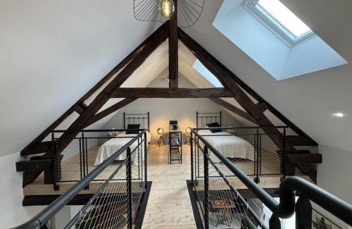 Louroux-Hodement House | Charmant gîte avec piscine à Haut-Bocage - FR-1-489-516