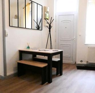 Sedan Apartment | Charmant petit pont Ardennais/cosy/T1/wifi/parking