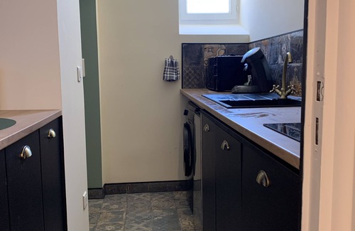 Pradines Apartment | Charmant Studio au Calme en Rez de Chaussée Avec Pierres Apparentes