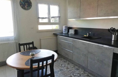 Arpajon Apartment | Charmant Studio de 35m2 en Plein Cœur D'arpajon