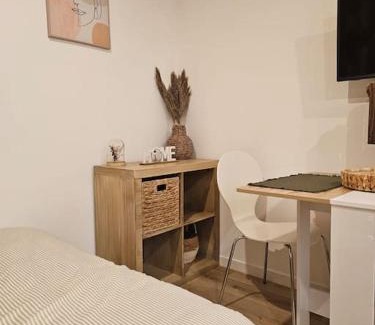 Anatole France Apartment | Charmant-Studio