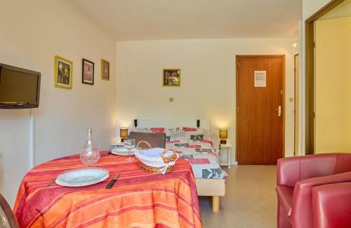 Barbotan-les-Thermes Apartment | Charmant T1 avec balcon et animaux acceptés - FR-1-841-50
