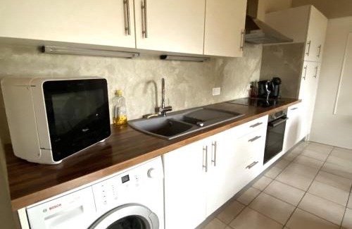 Groix Apartment | Charmant T2 RDC avec jardin privatif à 500m de Loctudy - FR-1-813-1