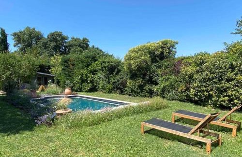 Le Puy-Sainte-Reparade House | Charmante dépendance avec piscine en Provence