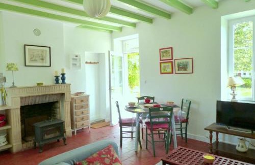 Lurcy-Levis House | Charmante longère bourbonnaise avec jardin et animaux admis - FR-1-489-376