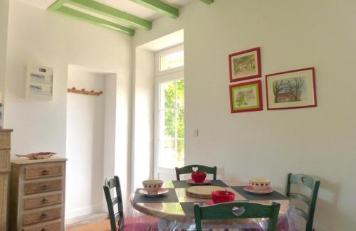 Lurcy-Levis House | Charmante longère bourbonnaise avec jardin et animaux admis - FR-1-489-376