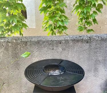 Cabrieres-dʼAigues House | Charmante maison de village au pied du Lùberon