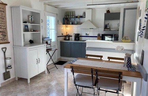 Le Palais House | Charmante Maison avec Jardin, Terrasse et Parking - Animaux Acceptés - FR-1-418-196