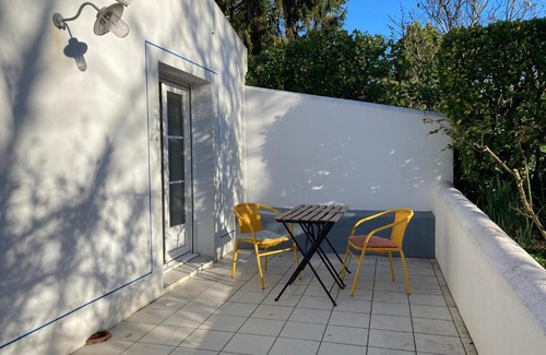 Le Palais House | Charmante Maison avec Jardin, Terrasse et Parking - Animaux Acceptés - FR-1-418-196