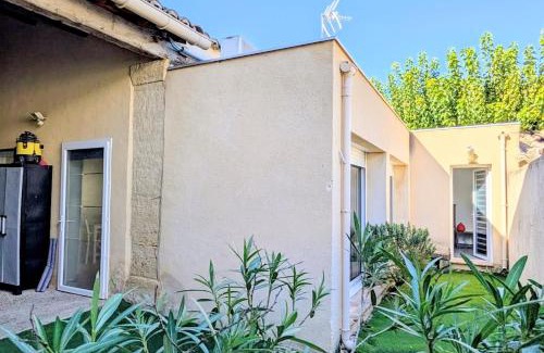 Sernhac House | Charmante maison de village