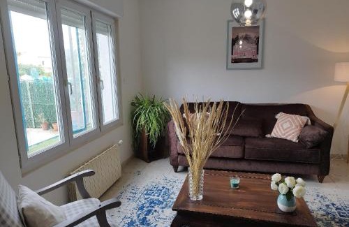 Beziers Villa | Charmante Maison T2 de plein pied avec extérieur calme aux Arènes