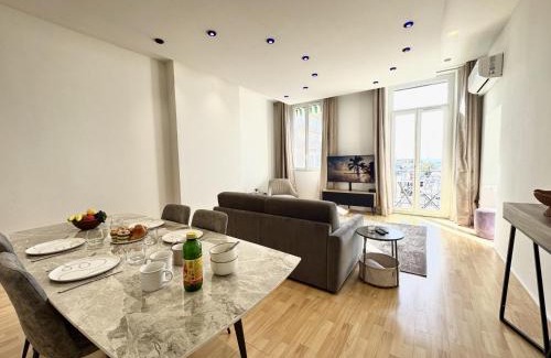 Cannes City Centre Apartment | charmante suite vue mer villa Carmela
