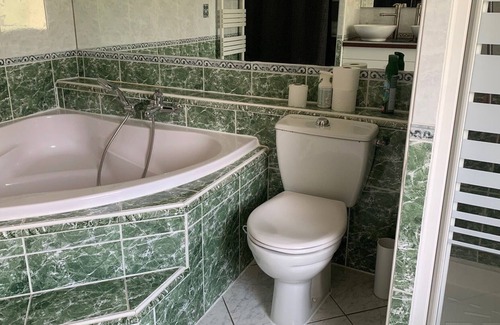Creissan Villa | Charmante Villa Avec Piscine
