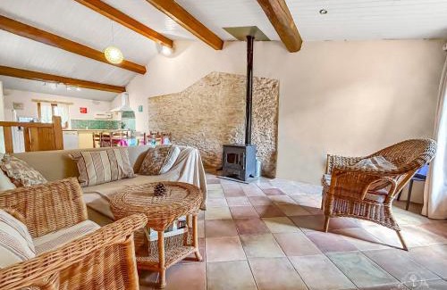 Soupex House | Charme rustique avec jardin privé "Au Pastel"