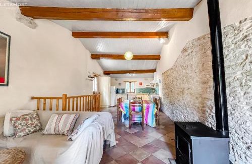 Soupex House | Charme rustique avec jardin privé "Au Pastel"