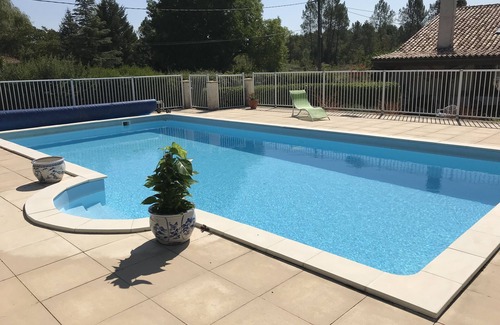 Saint-Pierre-du-Palais House | Charming, delightful house with pool in south-west France