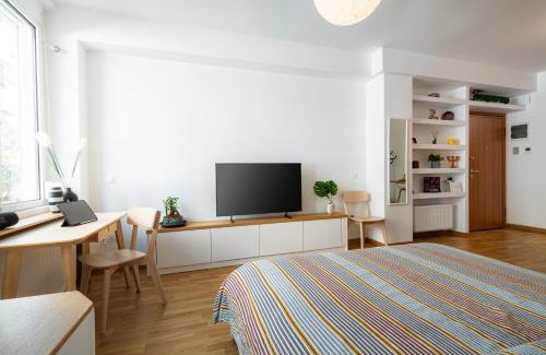 Plaka Apartment | Charming 1 BDR Apt at Syntagma