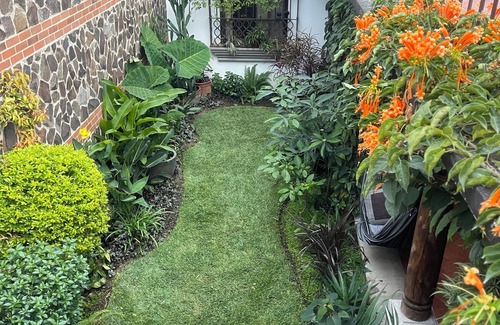 Antigua Guatemala House | Charming 1 bedroom with private bathroom, shared house in Antigua GT, with WiFi