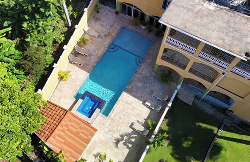 IronShore Estates Hotel | Charming 1-bedroom in iconic Montego Bay with WiFi, AC