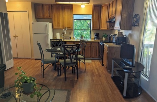 Castro Valley Apartment | Charming 1-bedroom apartment in fabulous Castro Valley with WiFi
