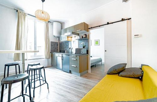 Oullins Apartment | Charming 1 bedroom apartment Oullins center near metro