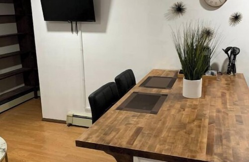 Bay Shore Apartment | Charming 1-Bedroom Guest Suite in Bay Shore with WiFi