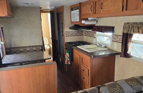 Lakewood House | Charming 1-bedroom mobile home in Lakewood with AC