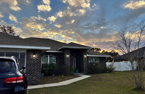 Indian Trails House | Charming 1-bedroom room rental in modern house in Palm Coast.