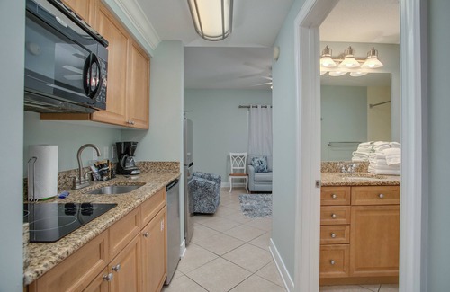 Orange Beach Condo | Charming 1-bedroom condo in fantastic Orange Beach with fitness room, AC