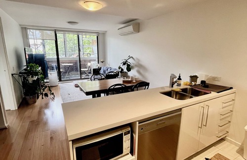Fitzroy Apartment | Charming 1BR in Fitzroy w/Parking, Pool, + Gym!
