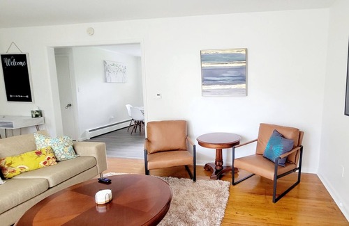 Albany Apartment | Charming 2 bdrm Apt -Home Away from Home in prime location