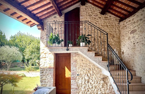 Pove del Grappa Apartment | Charming 2-bedroom apartment with WiFi, AC in awesome Pove del Grappa!