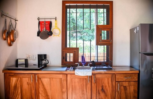 Emiliano Zapata Cottage | Charming 2-bedroom cottage with WiFi, AC in awesome Puerto Escondido
