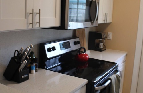 Disston Heights House | Charming 2-bedroom house in enchanting St. Petersburg