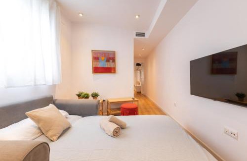 Los Remedios Apartment | Charming 2 bedroom Apartment at Virgen de Begoña