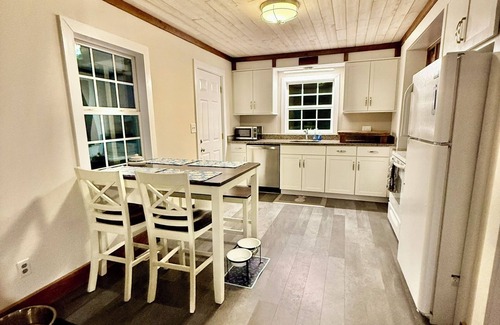 Carrboro House | Charming 2-bedroom bungalow in delightful Carrboro.