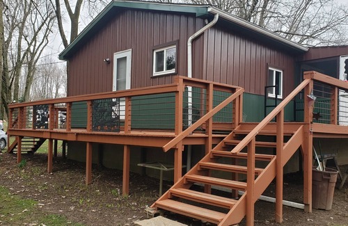 Winamac Cabin | Charming 2-bedroom cabin in Winamac WiFi, AC, Fully remodeled in 2024-2025