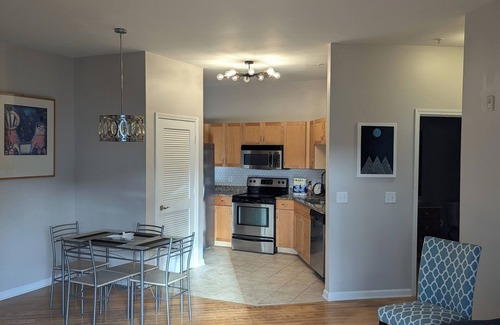 Washington Park Condo | Charming 2-bedroom condo with AC, WiFi in fabulous Atlanta