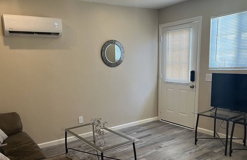Vista Condo | Charming 2-Bedroom Condo in Secluded Area of Town