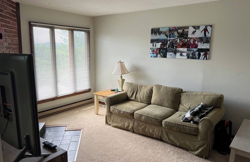 Warren Condo | Charming 2-bedroom condo at Sugarbush, close to the mountain and all amenities.