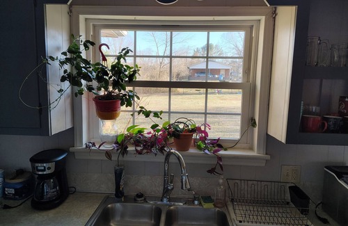 Cajah's Mountain House | Charming 2-bedroom country house with AC, WiFi in Lenoir