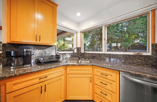 Santa Ynez House | Charming 2-bedroom house with WiFi and AC in serene Santa Ynez