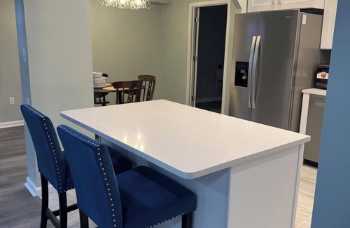 West Hyattsville House | Charming 2-bedroom house with AC, WiFi in tranquil Springdale