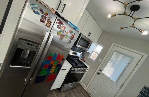 Cheverly House | Charming 2 bedroom house, family and pet friendly close to Washington D.C.