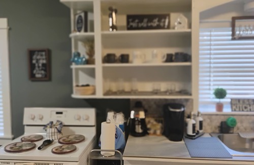 Chipley House | Charming 2-bedroom house in welcoming Chipley Florida