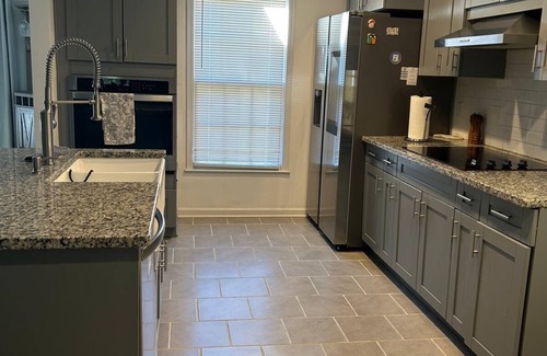 Irmo House | Charming 2-bedroom house in Irmo with AC