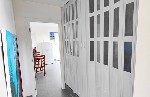 Johnsonville House | Charming 2-bedroom unit in lovely Wellington with AC, WiFi sale on now