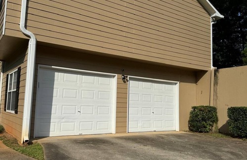 Douglasville House | Charming 2-bedroom house in lovely Douglasville with AC, WiFi