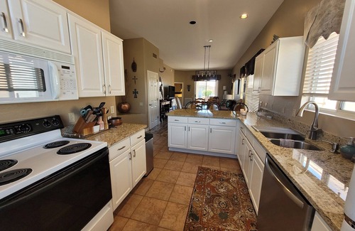 San Ignacio Vista II Estates Villa | Charming 2 bedroom, 2 bathroom Villa with Mountain Views
